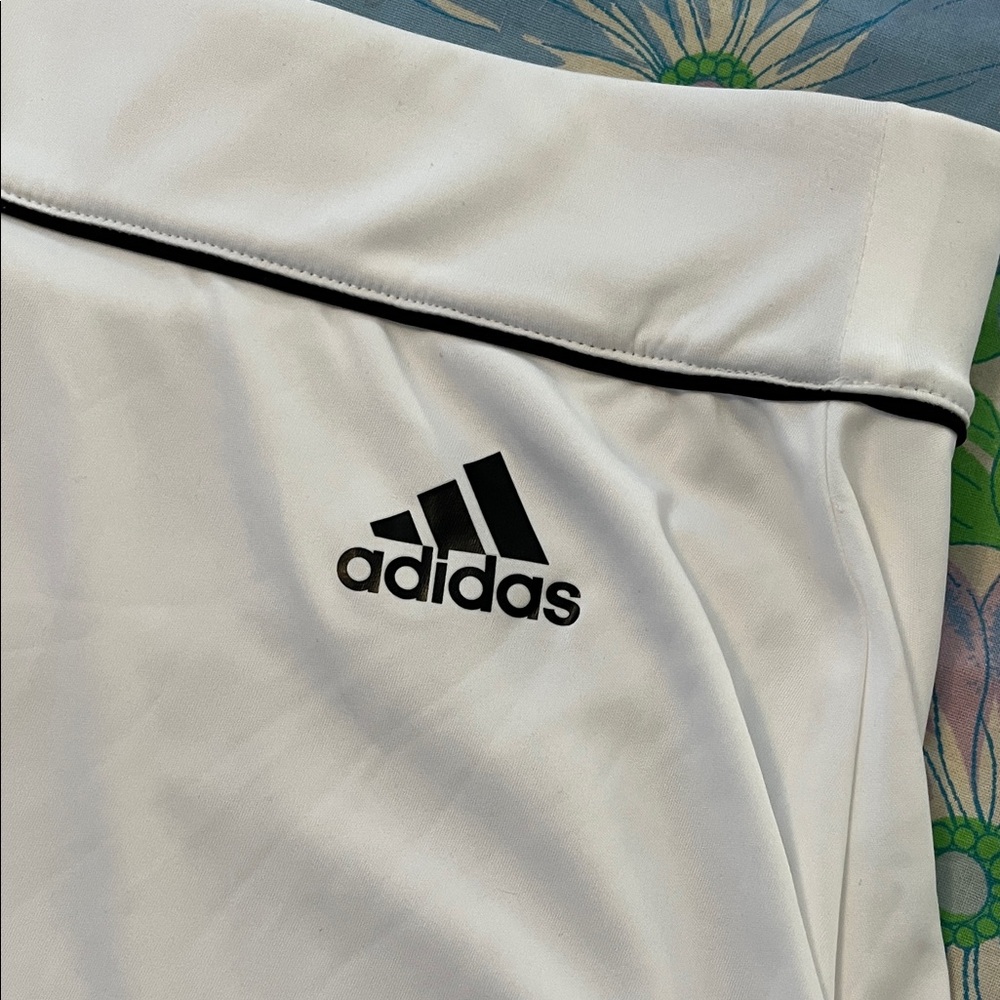 Adidas White Skirt Climalite with shorts - Picture 2 of 5